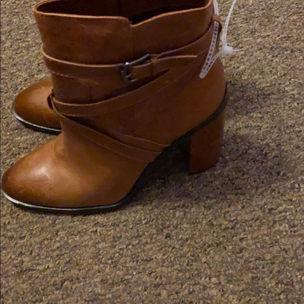 Short boots - Picture 2 of 4